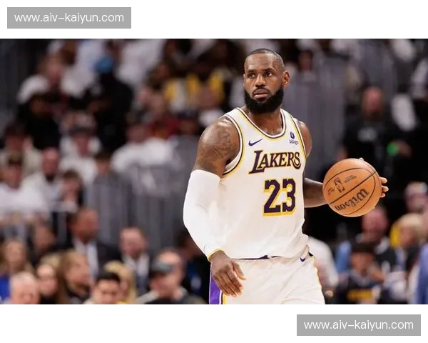 梦幻对决：当“梦一”邂逅“梦八”，谁才是篮球场上的永恒传奇？